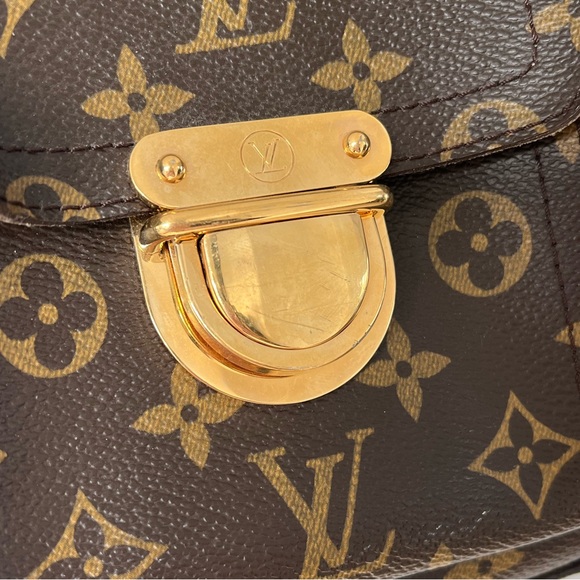 Authentic LV Monogram Manhattan GM - Picture 4 of 14